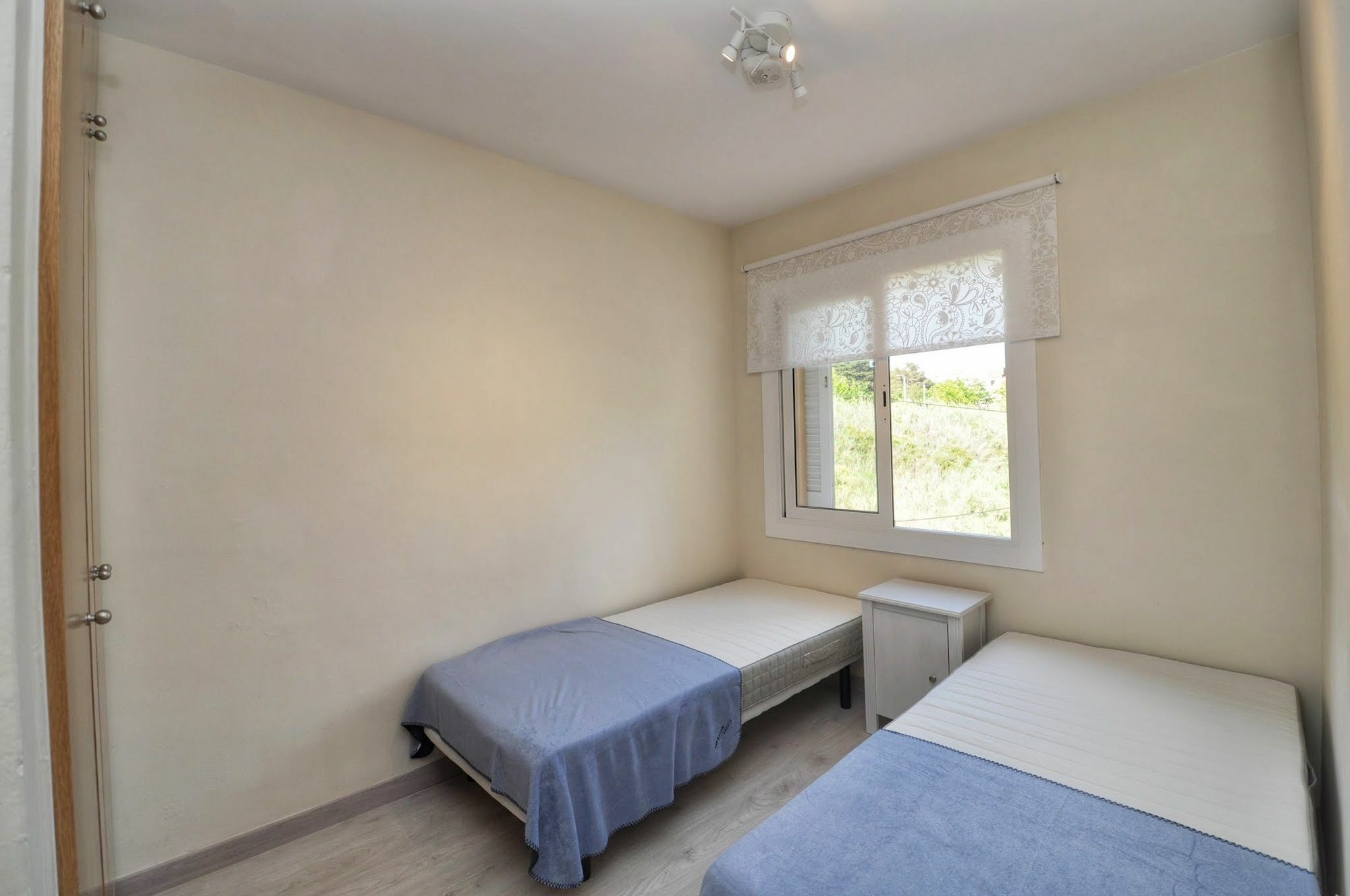 Big Apartment Caprabo โยเรตเดมาร์ ภายนอก รูปภาพ