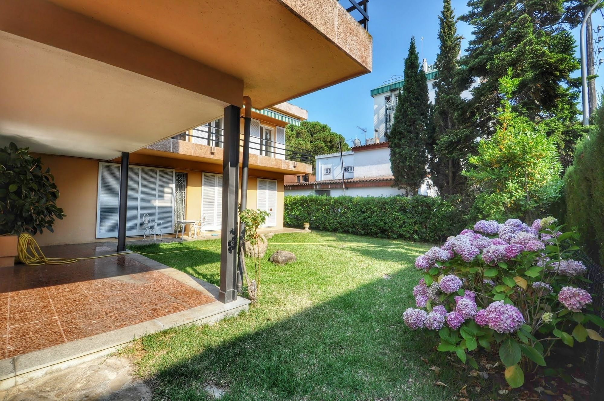 Big Apartment Caprabo โยเรตเดมาร์ ภายนอก รูปภาพ