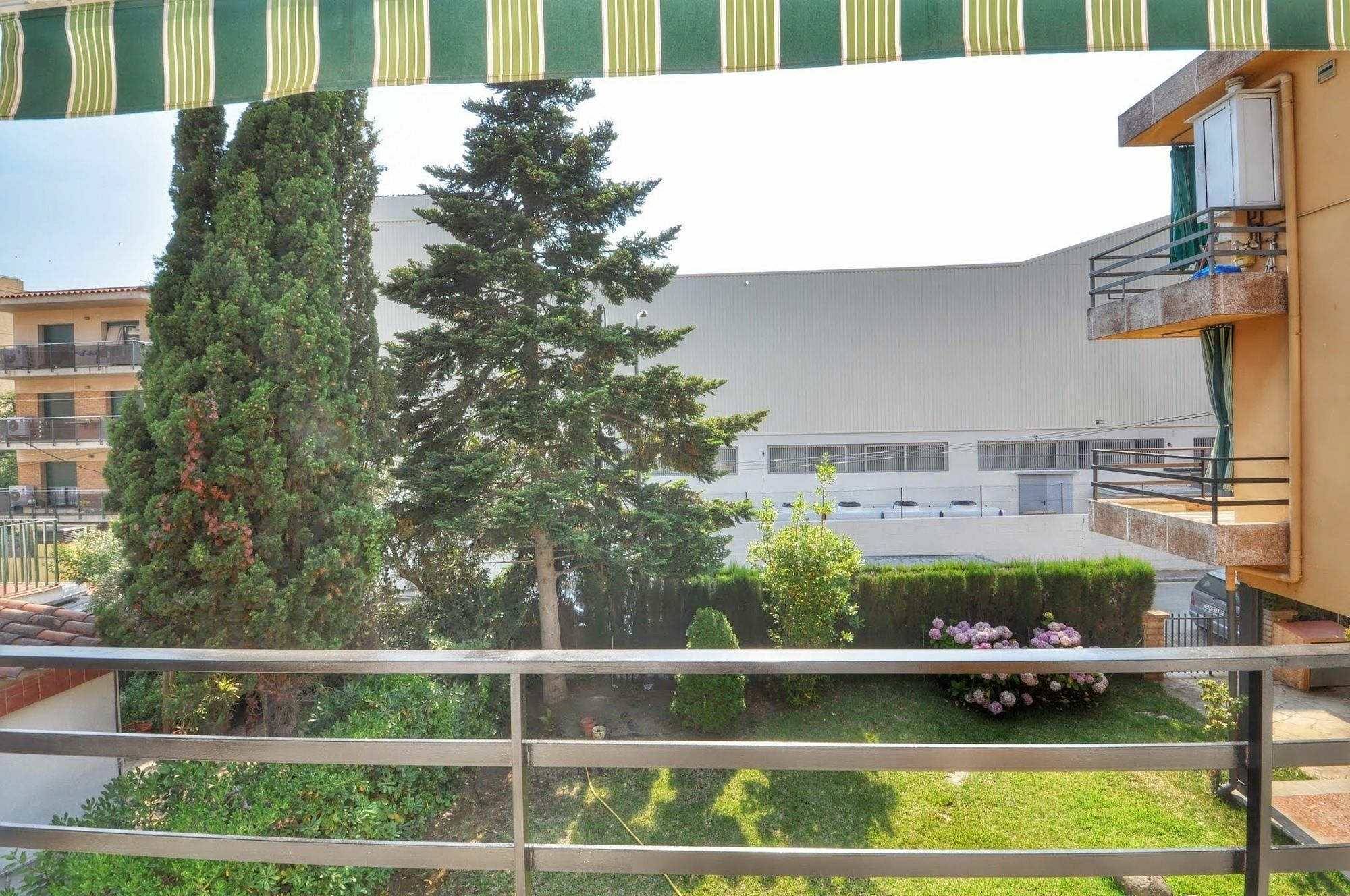 Big Apartment Caprabo โยเรตเดมาร์ ภายนอก รูปภาพ